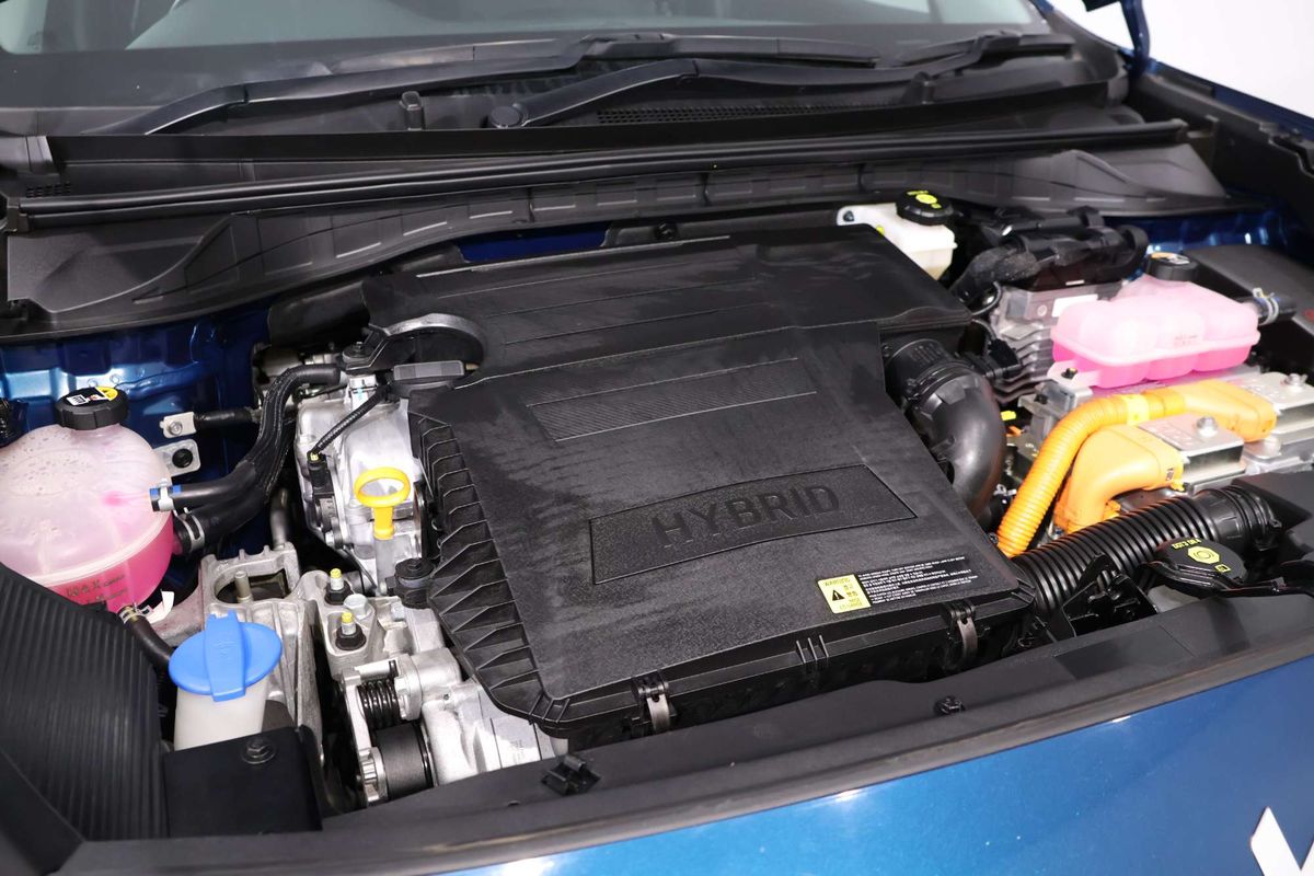 2021 Kia Niro Hybrid Sport DE