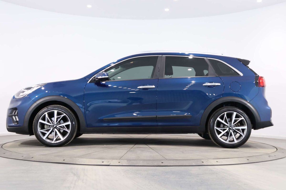 2021 Kia Niro Hybrid Sport DE