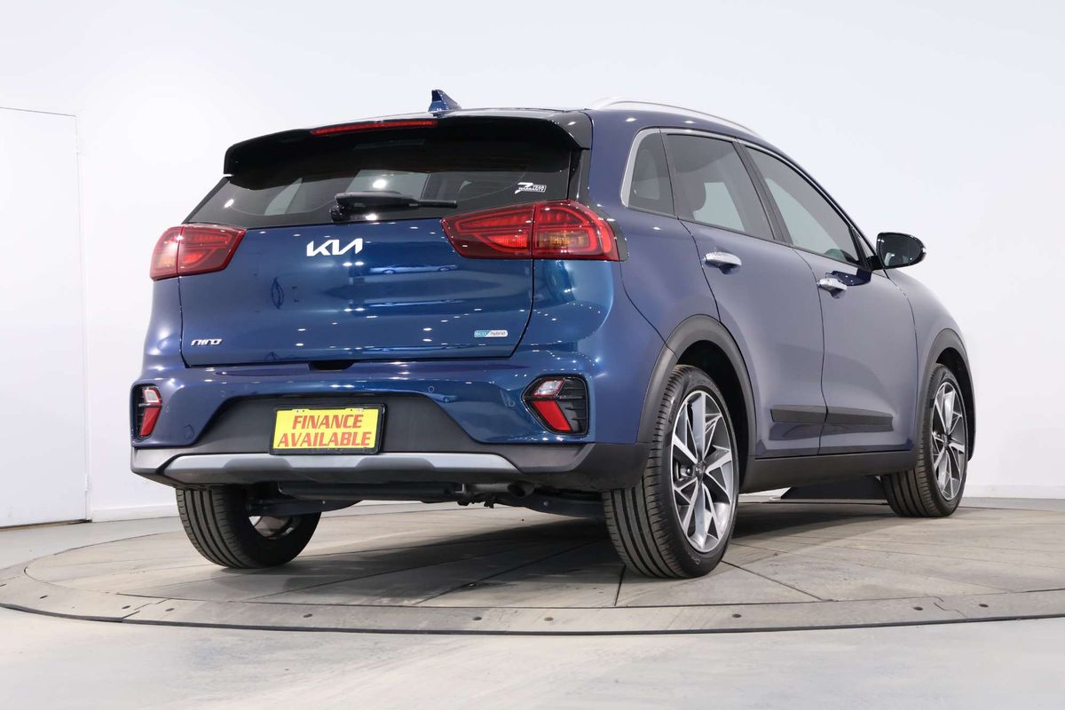 2021 Kia Niro Hybrid Sport DE