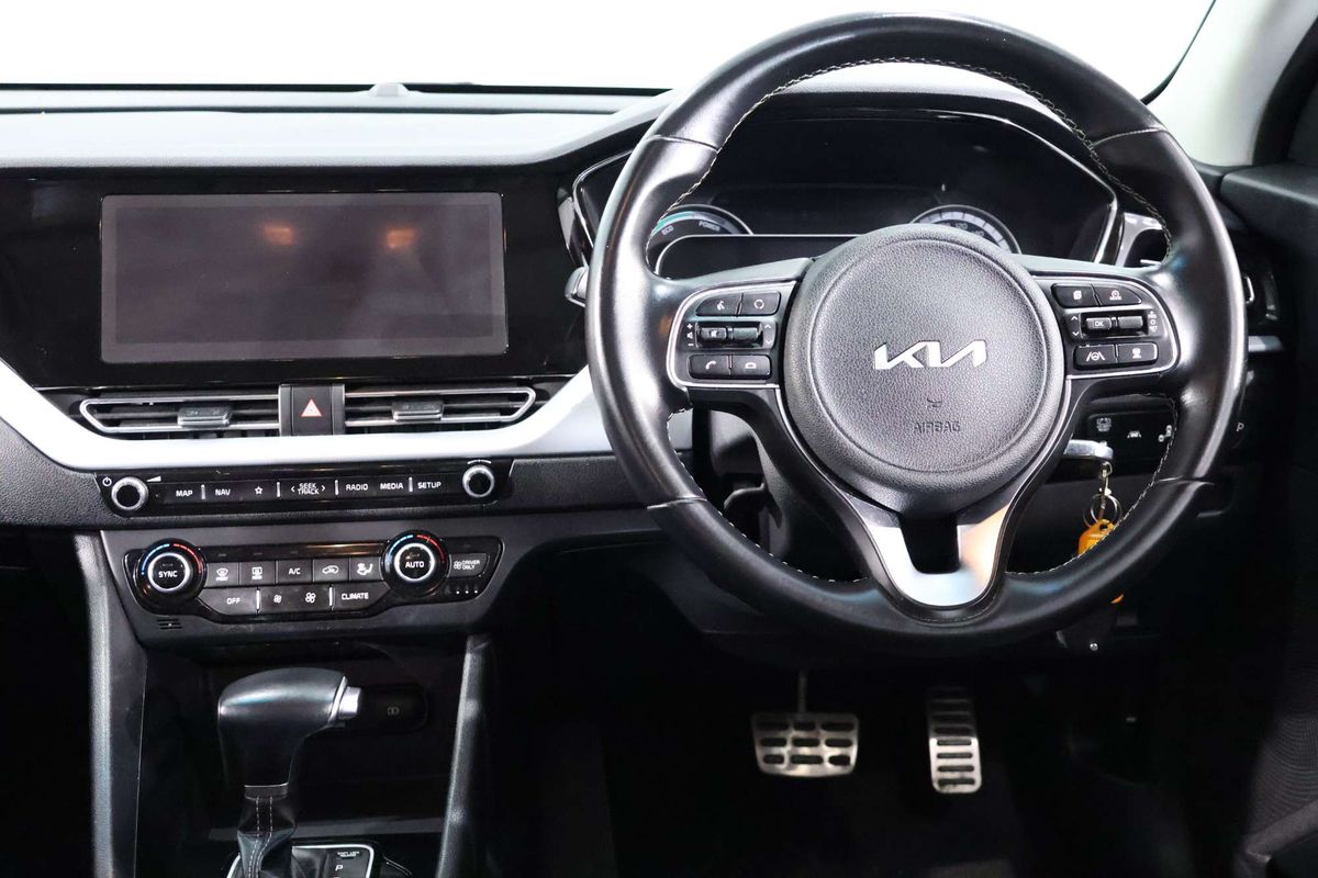 2021 Kia Niro Hybrid Sport DE