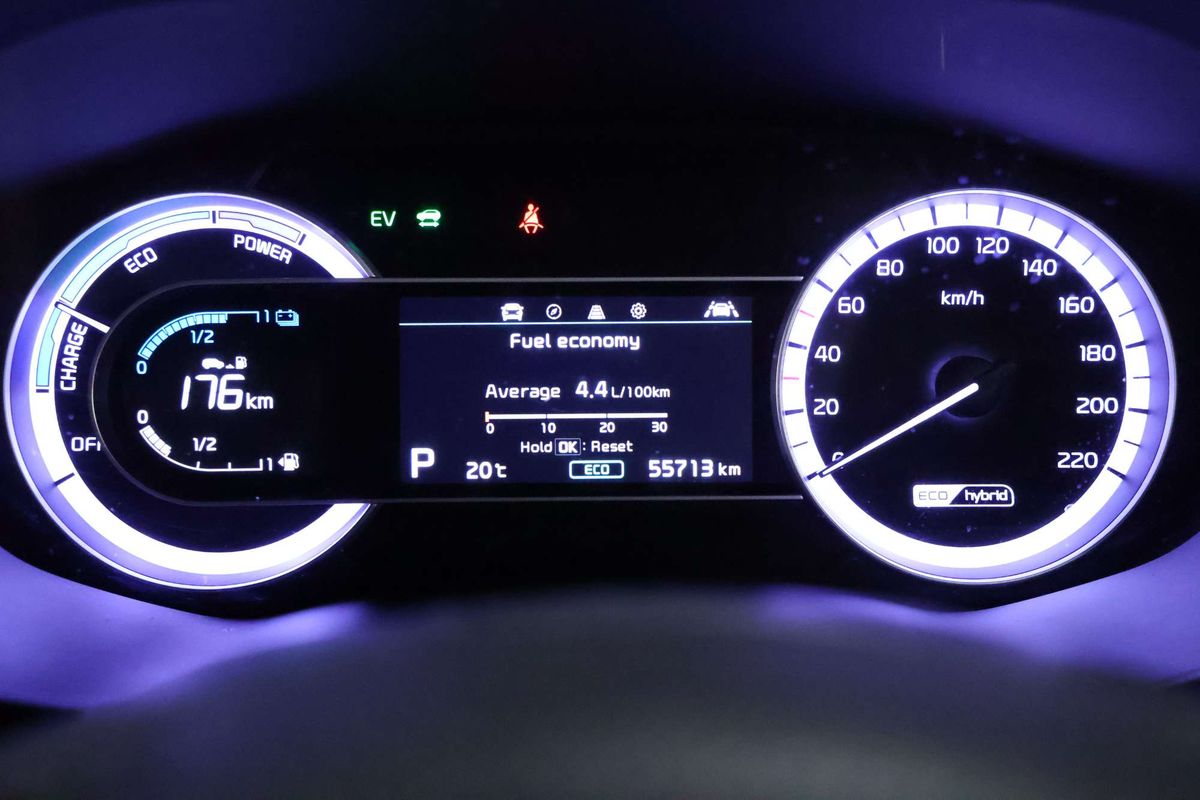 2021 Kia Niro Hybrid Sport DE