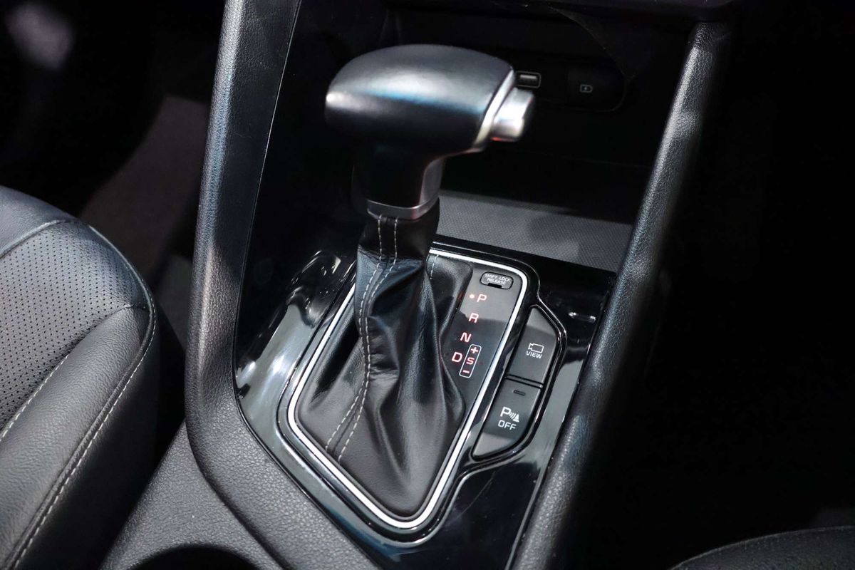 2021 Kia Niro Hybrid Sport DE