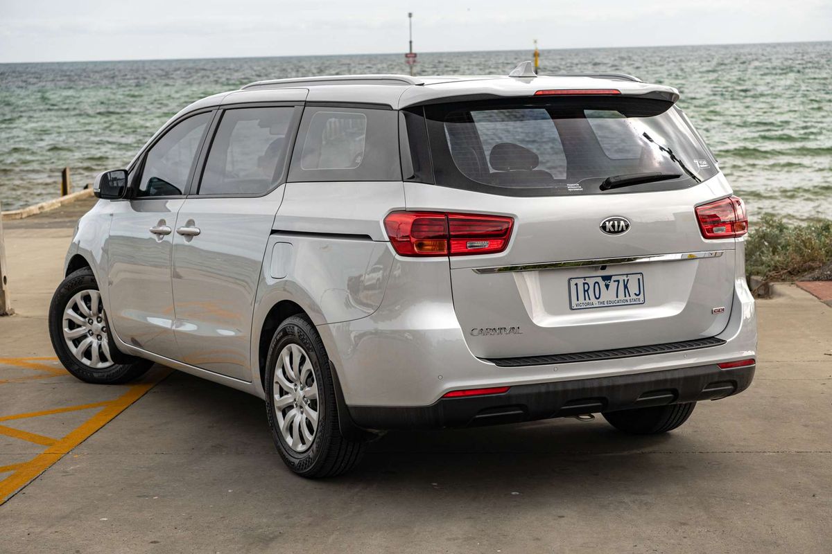 2020 Kia Carnival S YP