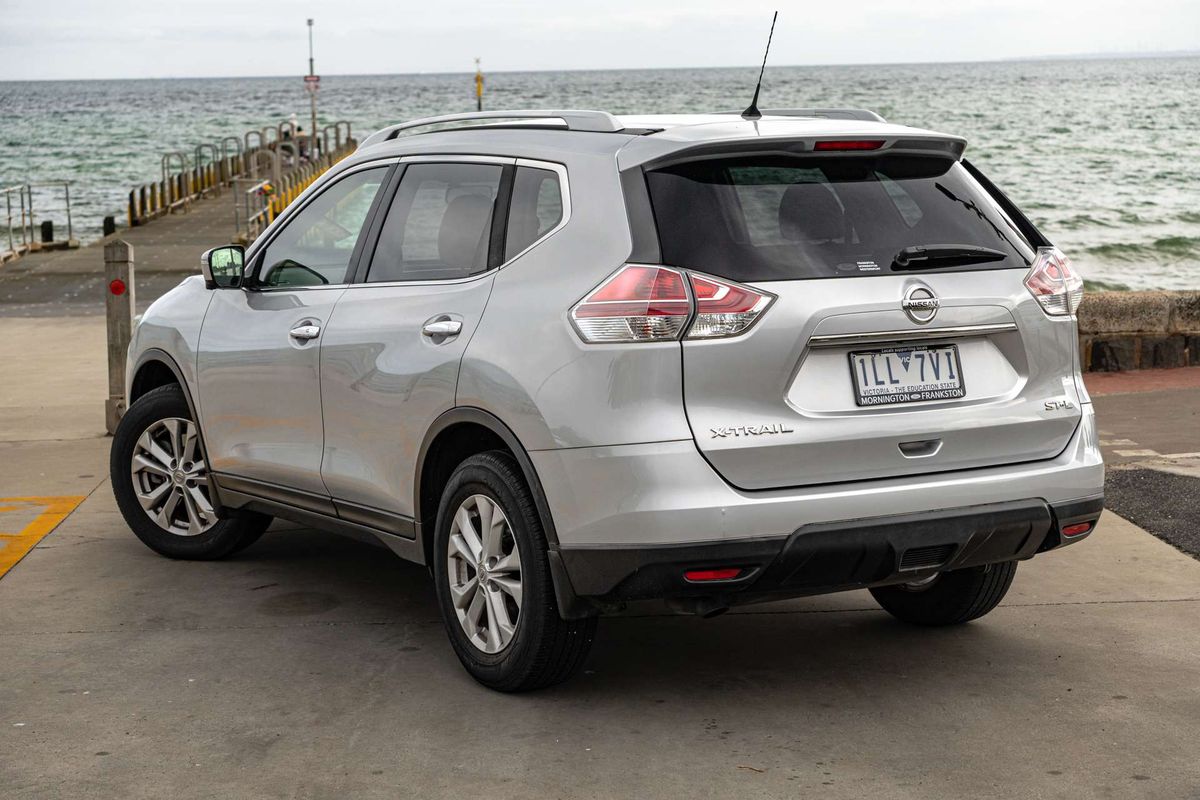 2016 Nissan X-TRAIL ST-L T32