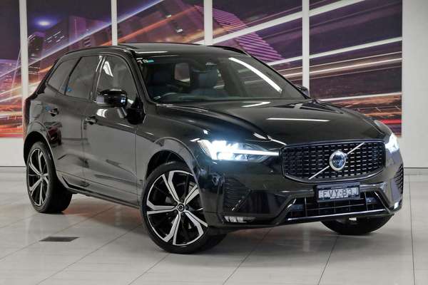 2022 Volvo XC60 Ultimate B6 Dark
