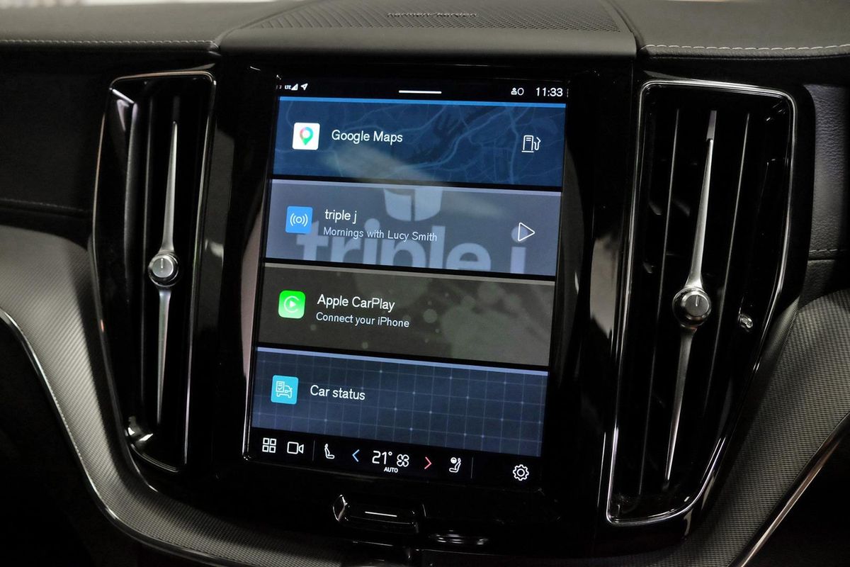 2022 Volvo XC60 Ultimate B6 Dark image 12