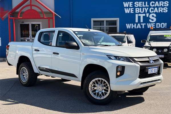 2020 Mitsubishi Triton GLX ADAS MR 4X4