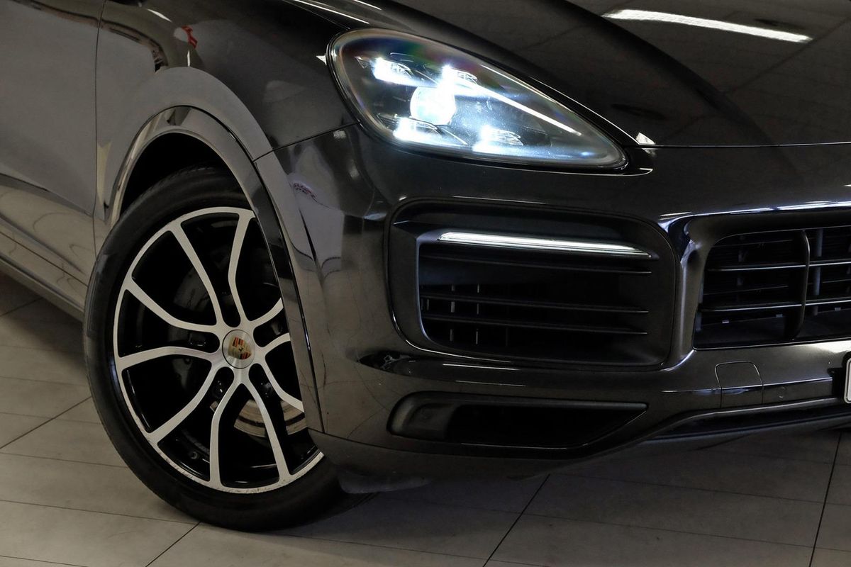 2018 Porsche Cayenne S 9YA image 6