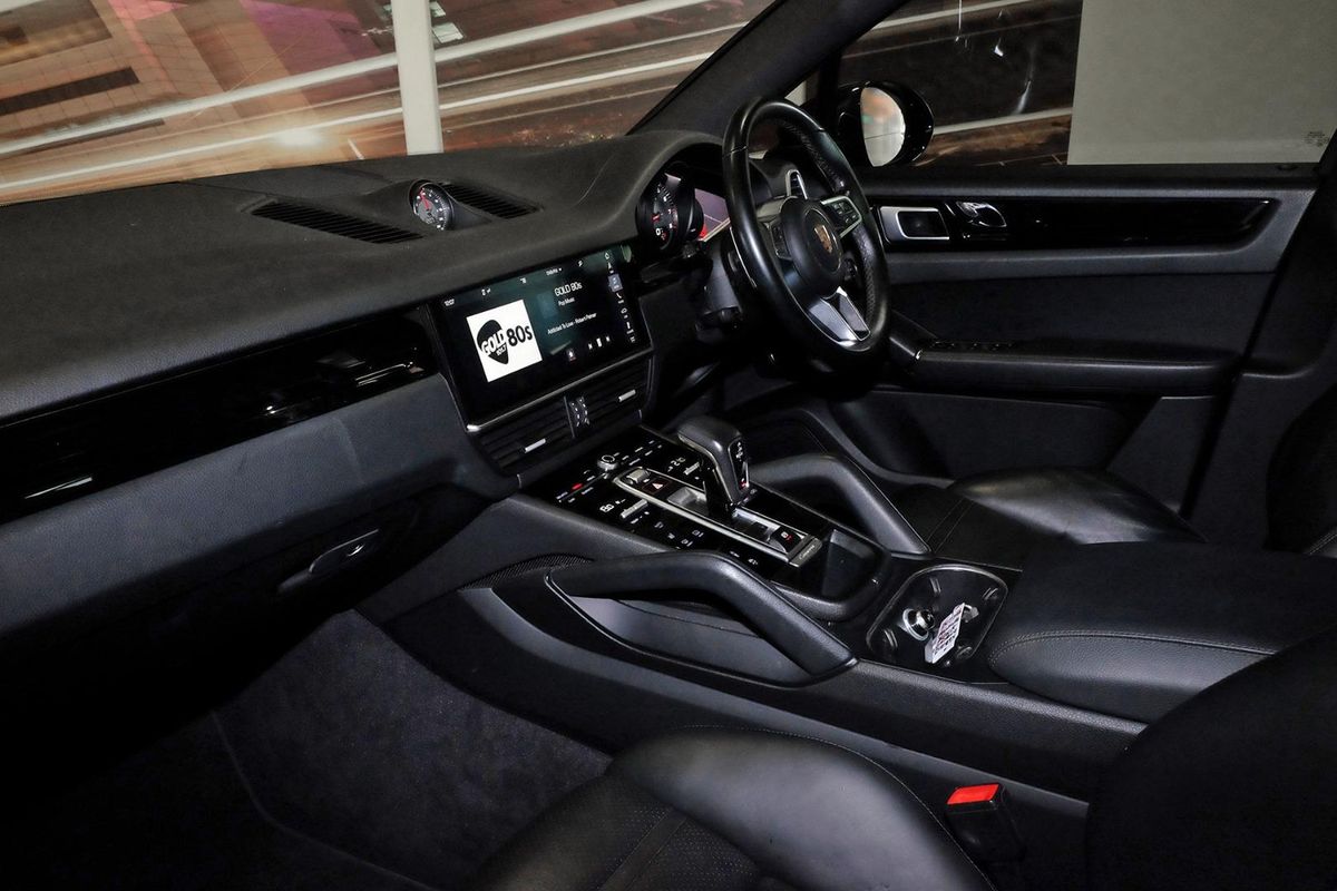 2018 Porsche Cayenne S 9YA image 9