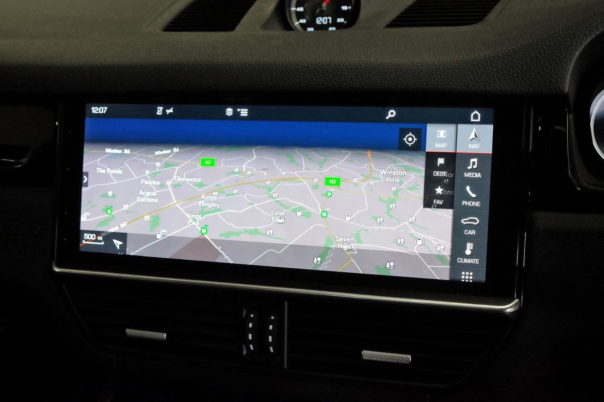 2018 Porsche Cayenne S 9YA image 12