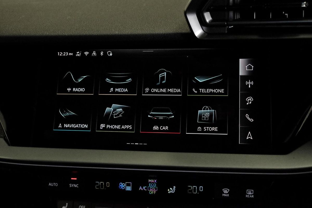 2025 Audi RS3 GY image 14