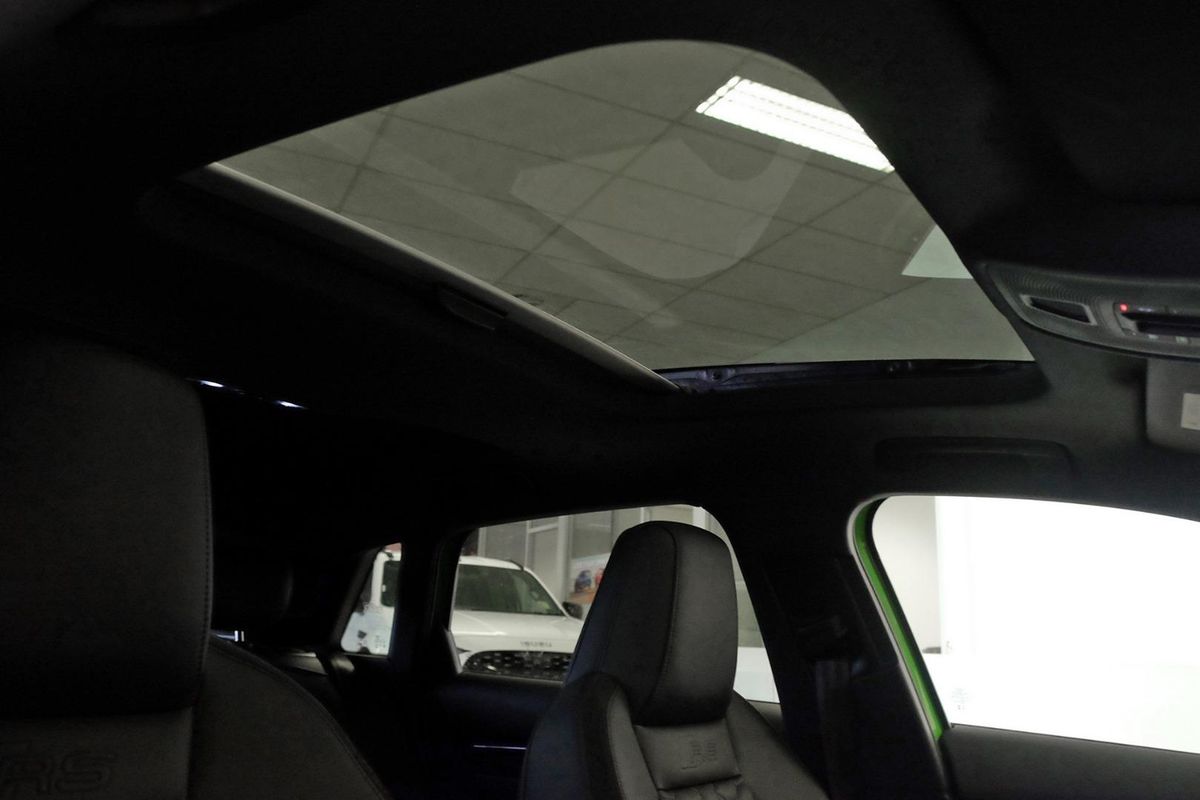 2025 Audi RS3 GY image 17