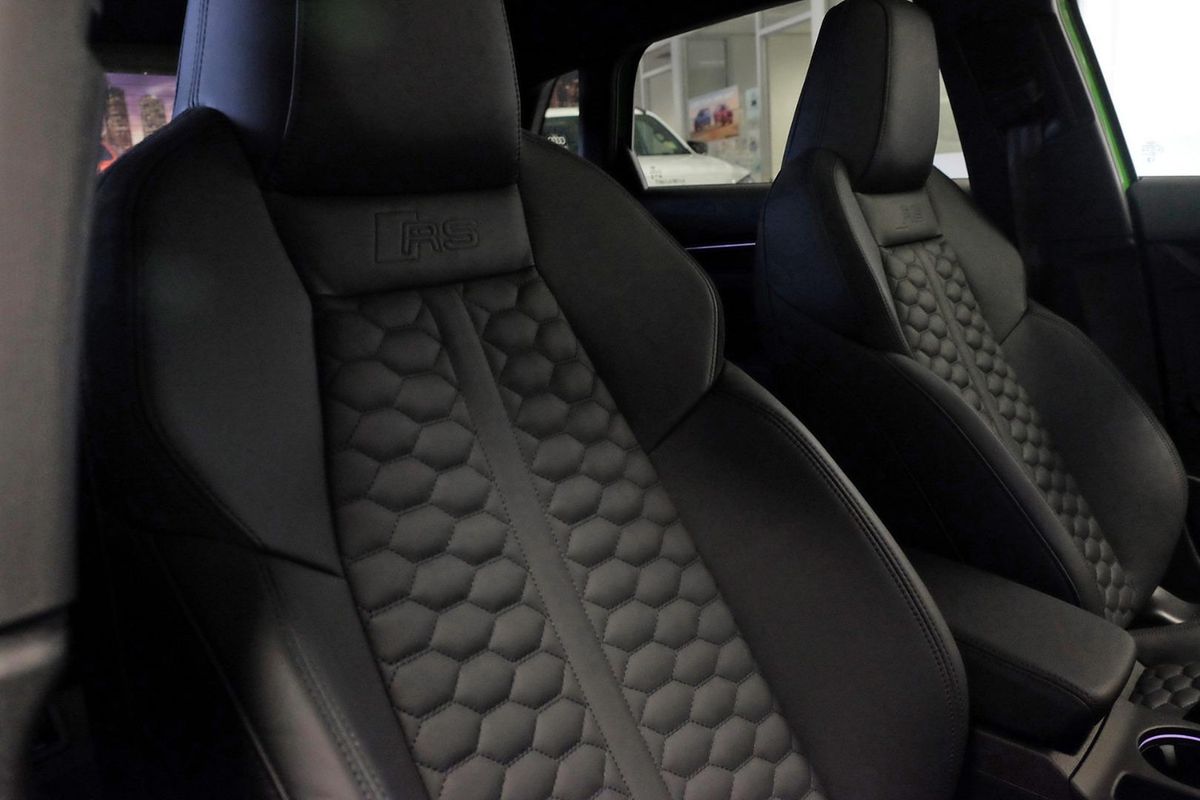 2025 Audi RS3 GY image 18