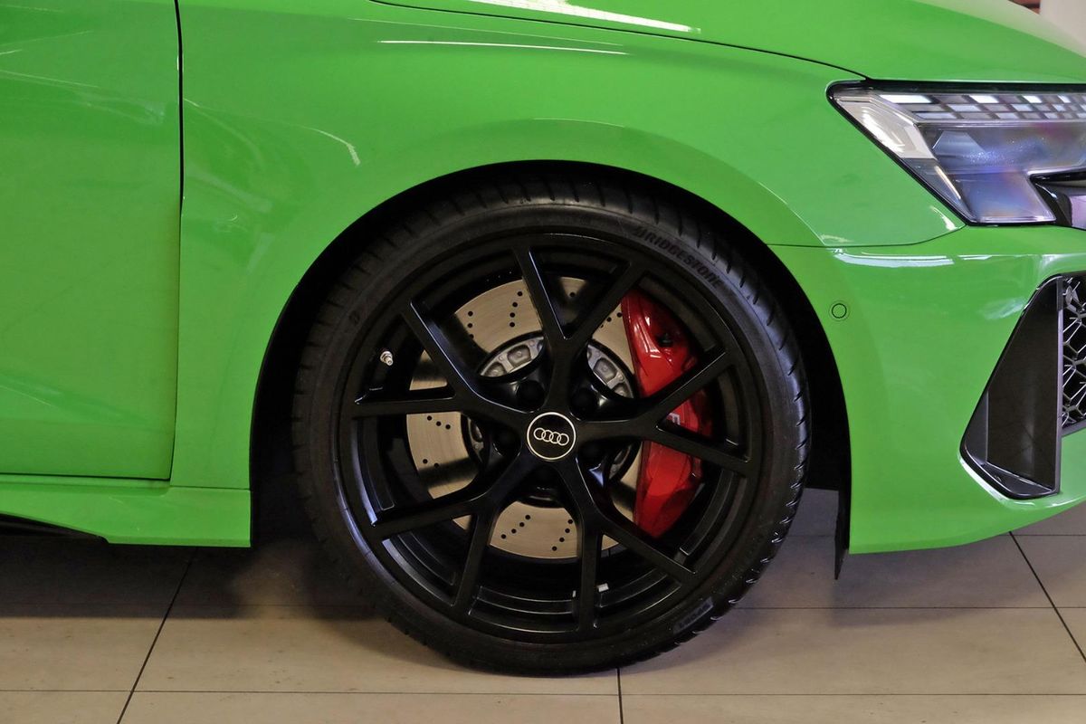 2025 Audi RS3 GY image 21