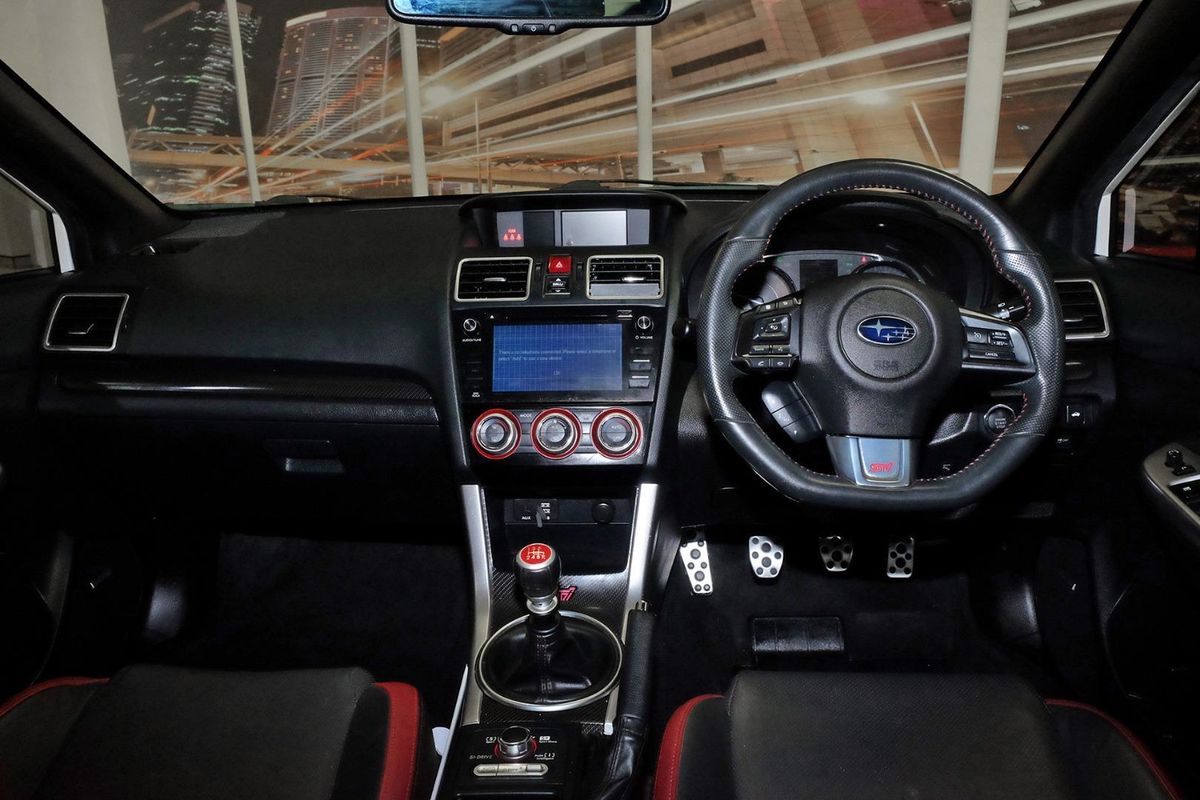 2015 Subaru WRX STI Premium VA image 8