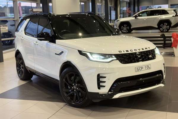 2021 Land Rover Discovery D300 R-Dynamic SE Series 5