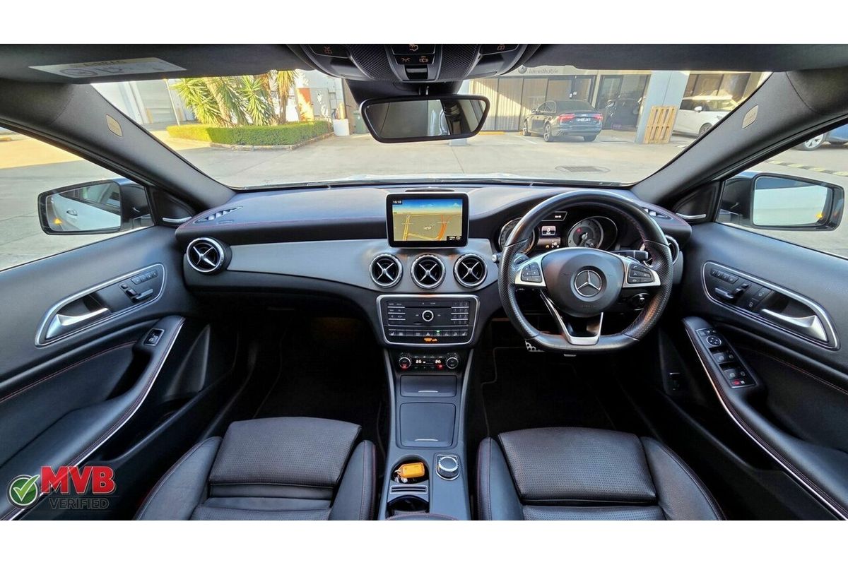 2015 Mercedes-Benz GLA-Class GLA250 X156