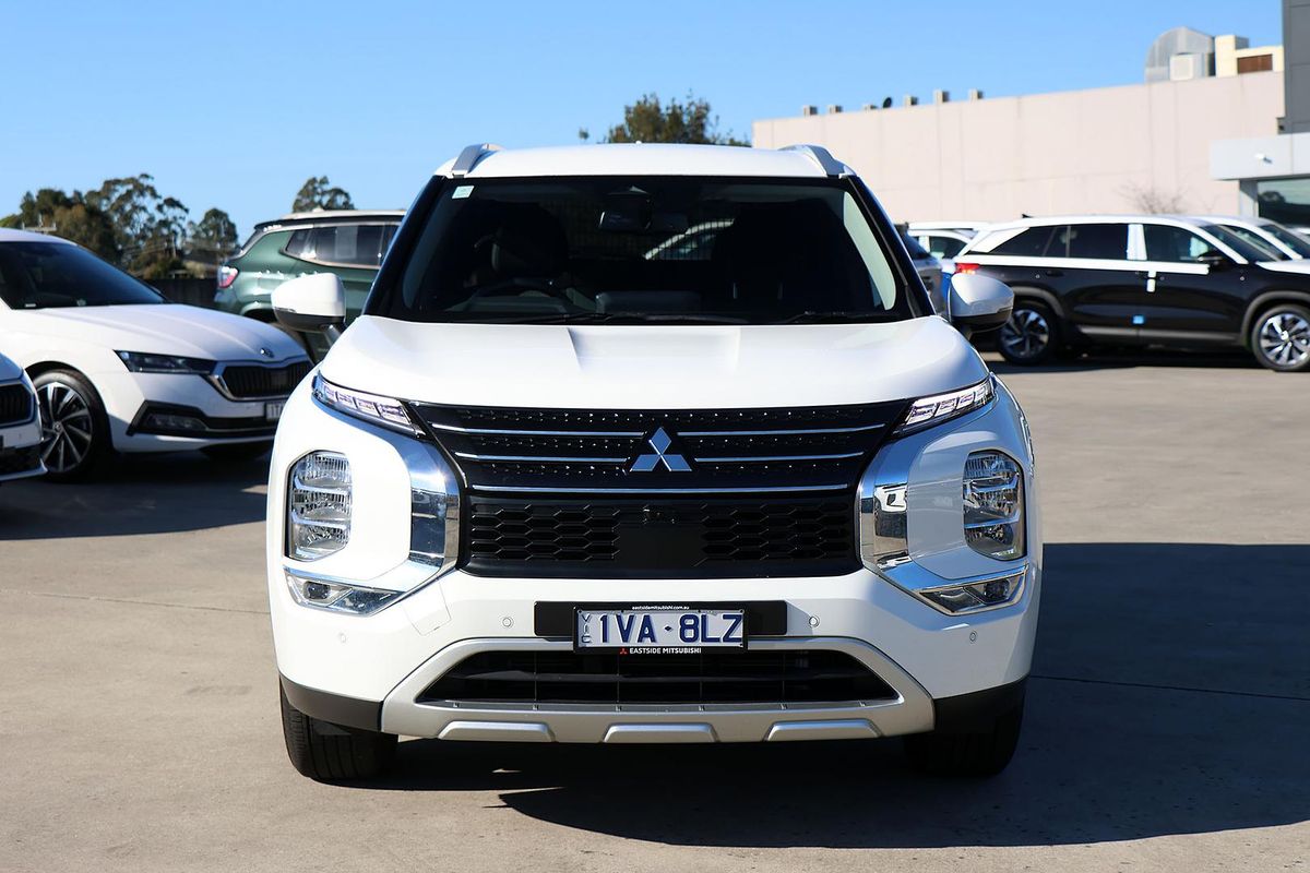 2023 Mitsubishi Outlander LS ZM