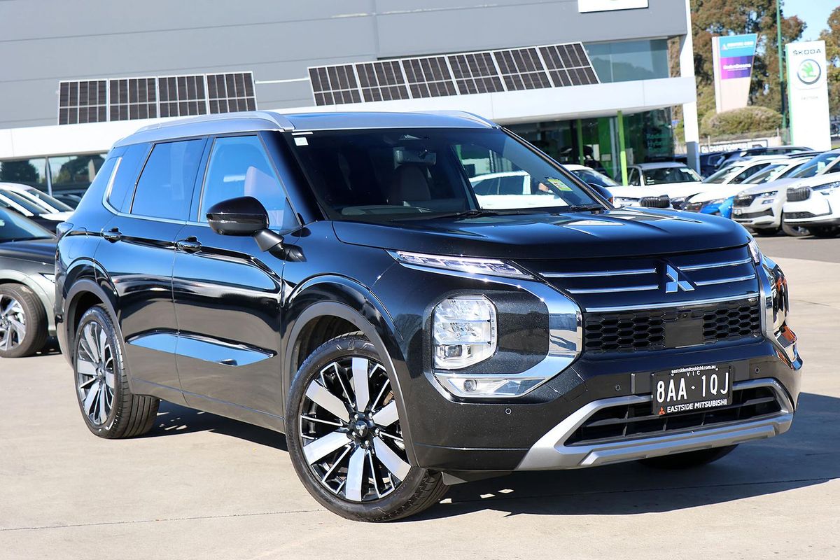 2025 Mitsubishi Outlander Exceed Tourer ZM