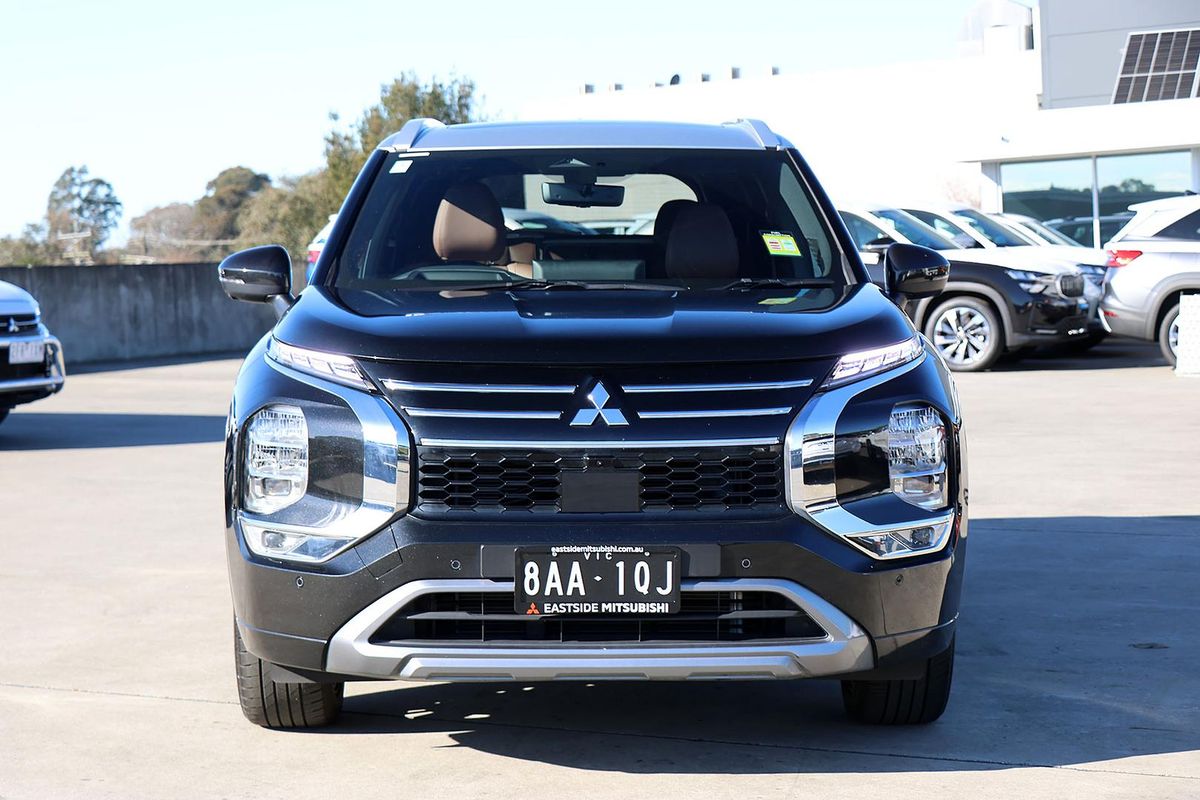 2025 Mitsubishi Outlander Exceed Tourer ZM
