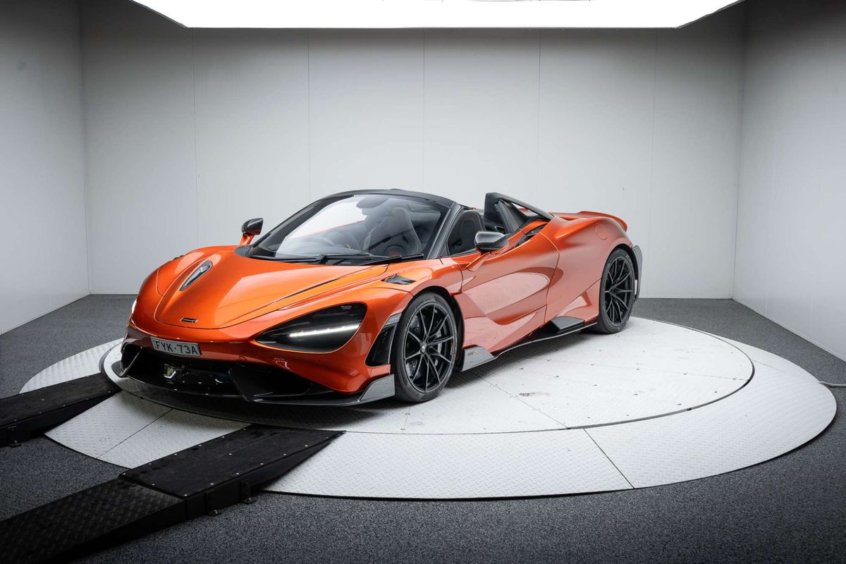 2022 McLaren 765LT P14R