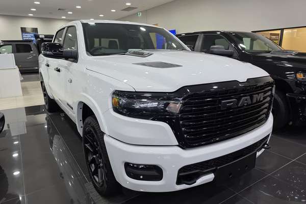 2026 RAM 1500 Laramie Night Hurricane SO RamBox DT 4X4 SWB