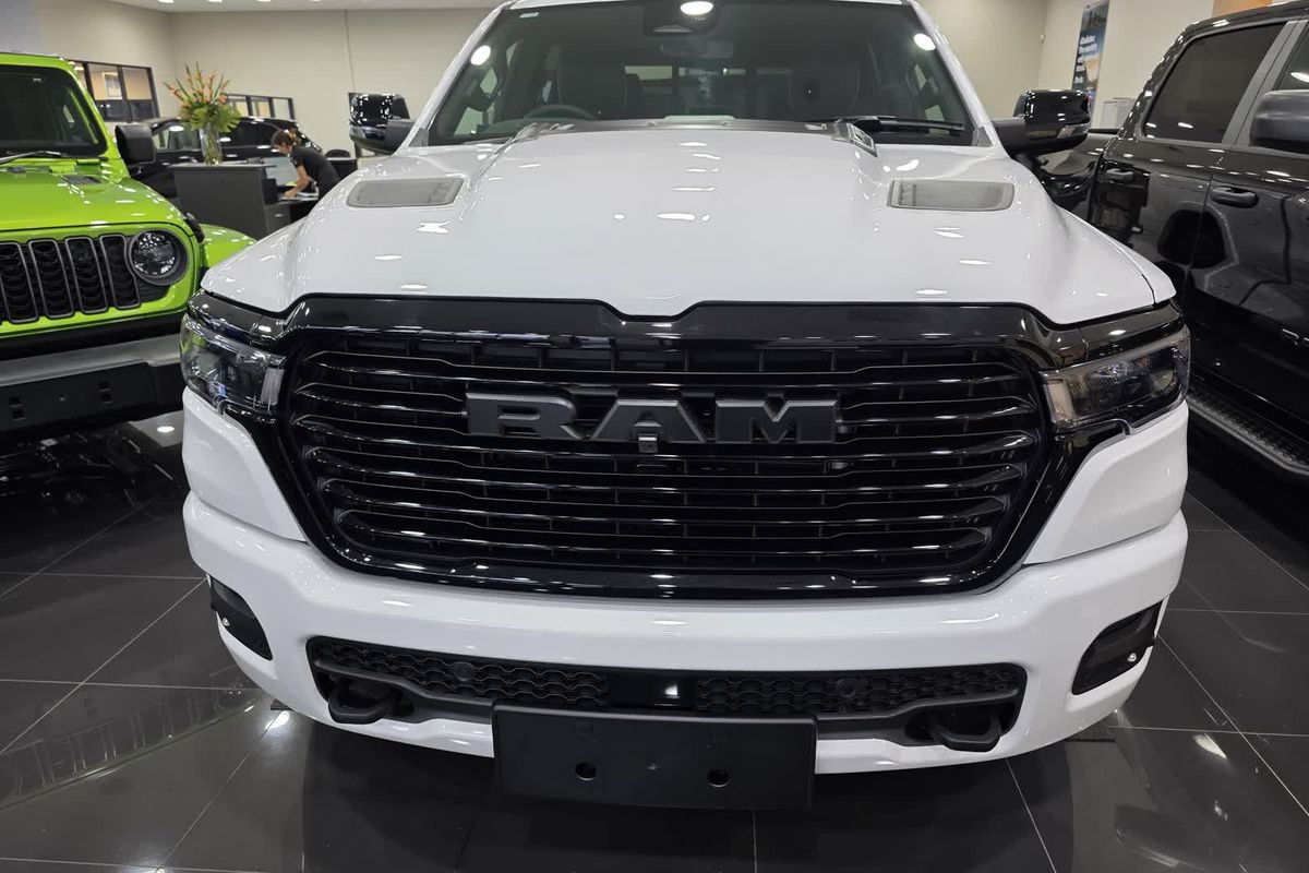2026 RAM 1500 Laramie Night Hurricane SO RamBox DT 4X4 SWB