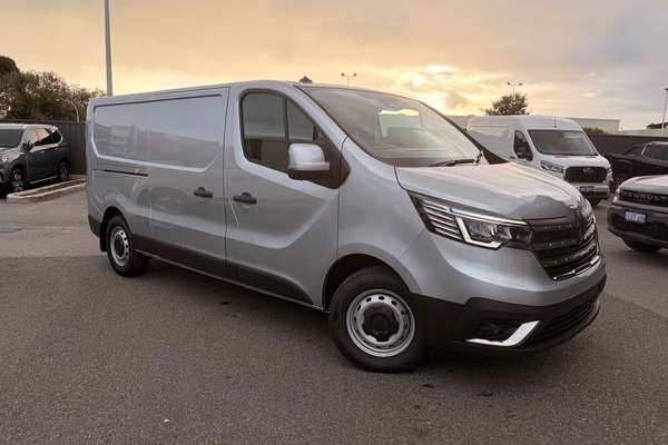 2026 Renault Trafic Premium X82 LWB Low Roof