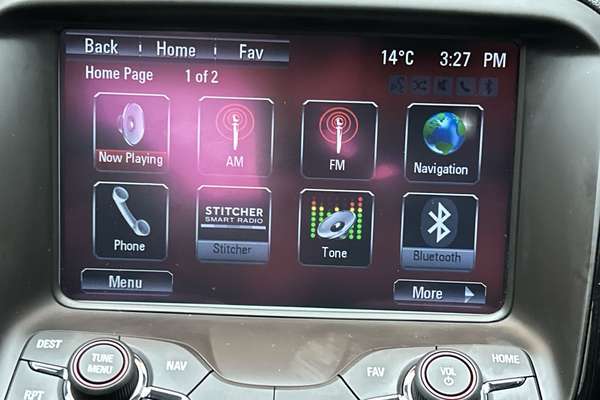 2017 Holden Commodore SV6 VF Series II thumb-17