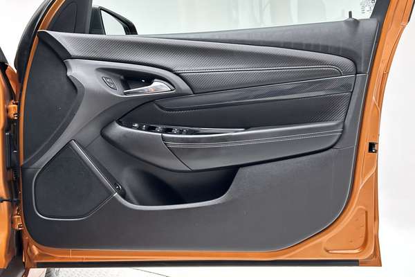 2017 Holden Commodore SV6 VF Series II thumb-18
