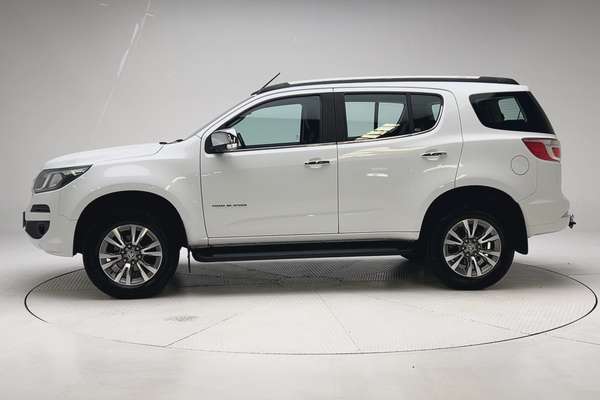 2018 Holden Trailblazer LTZ RG thumb-4
