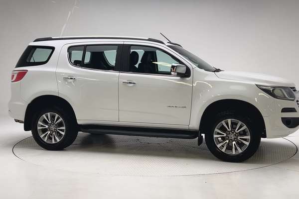 2018 Holden Trailblazer LTZ RG thumb-8