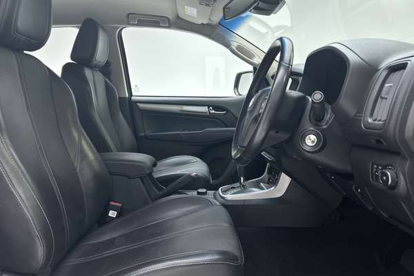 2018 Holden Trailblazer LTZ RG thumb-12