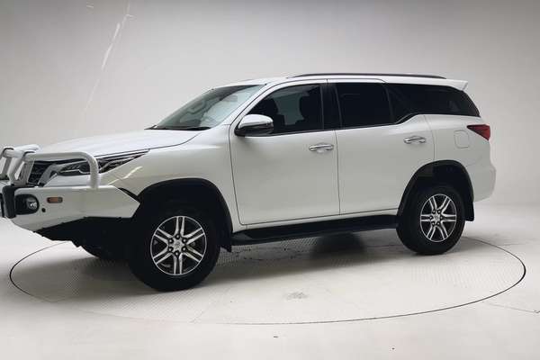 2024 Toyota Fortuner GXL GUN156R thumb-3