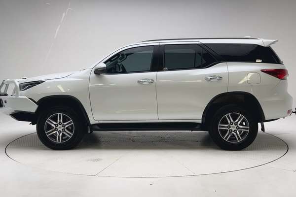 2024 Toyota Fortuner GXL GUN156R thumb-4