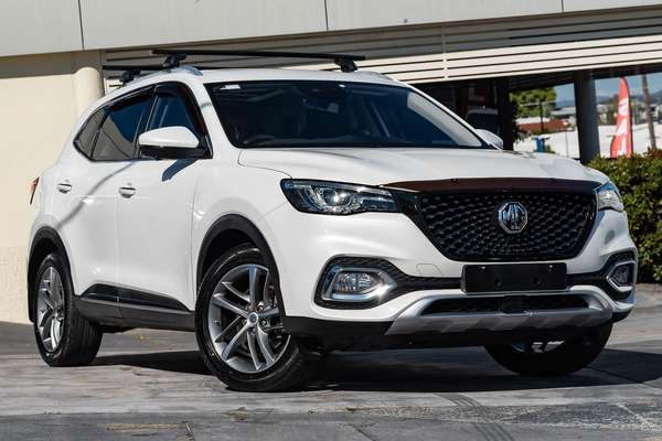 2022 MG HS Essence SAS23