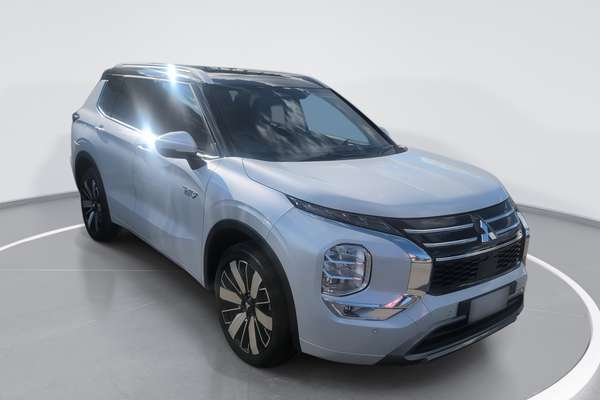 2025 Mitsubishi Outlander PHEV Exceed Tourer ZM