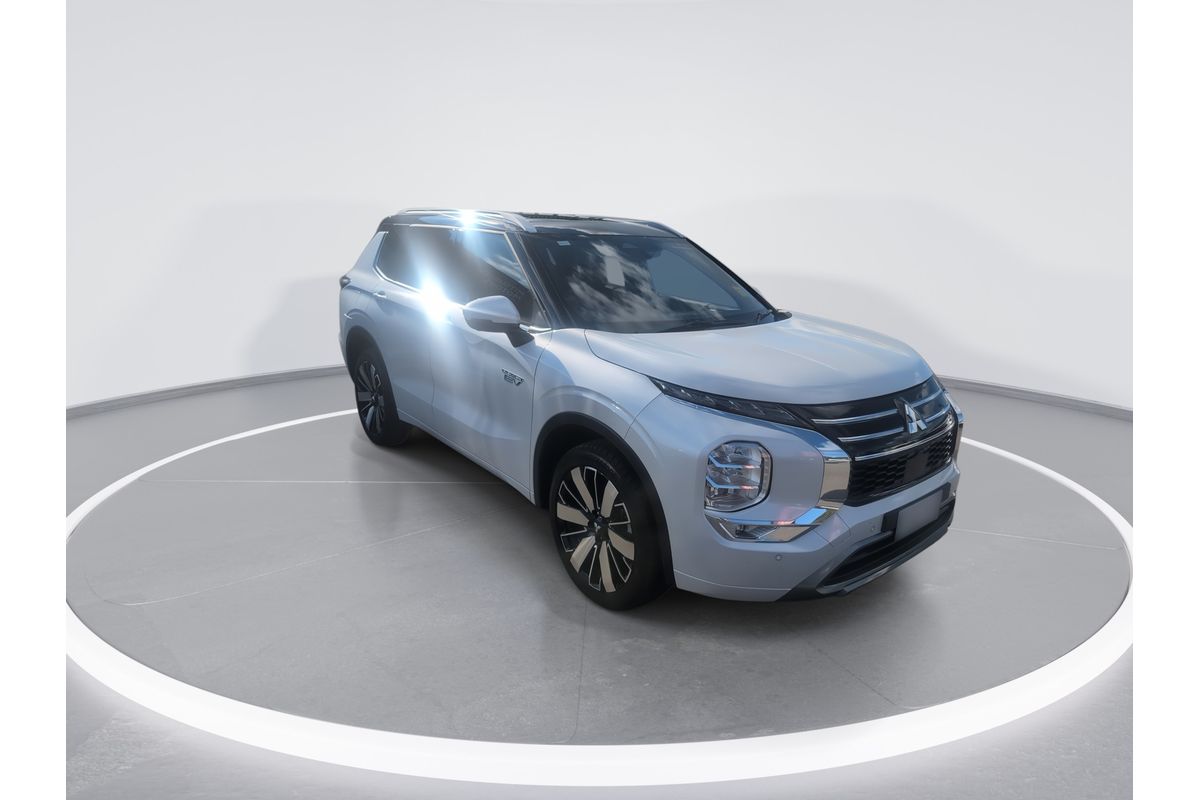 2025 Mitsubishi Outlander PHEV Exceed Tourer ZM