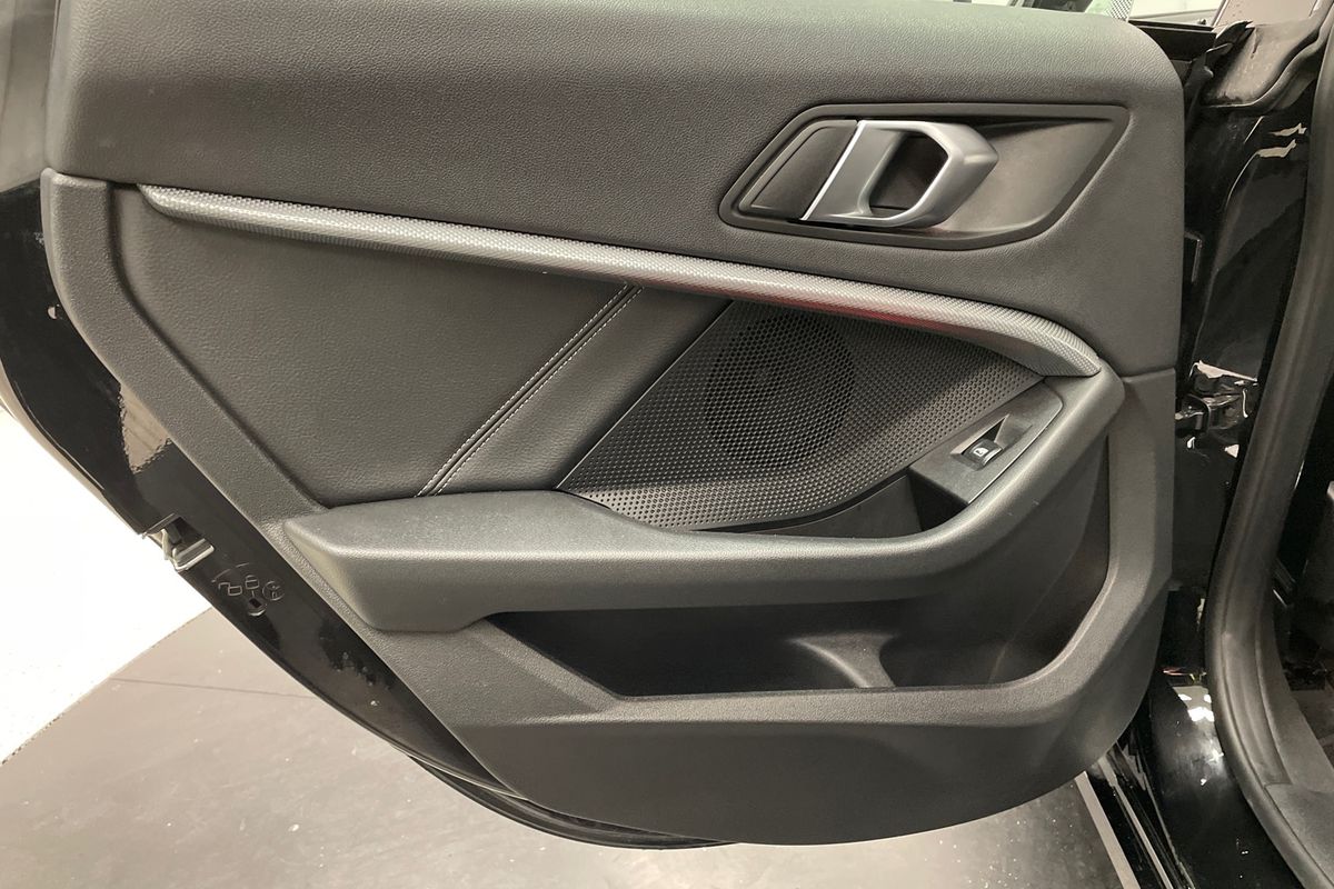 2022 BMW 2 Series 218i Sport Collection F44