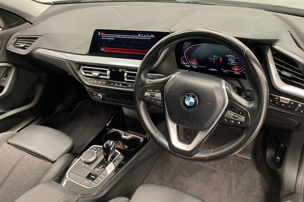 2022 BMW 2 Series 218i Sport Collection F44