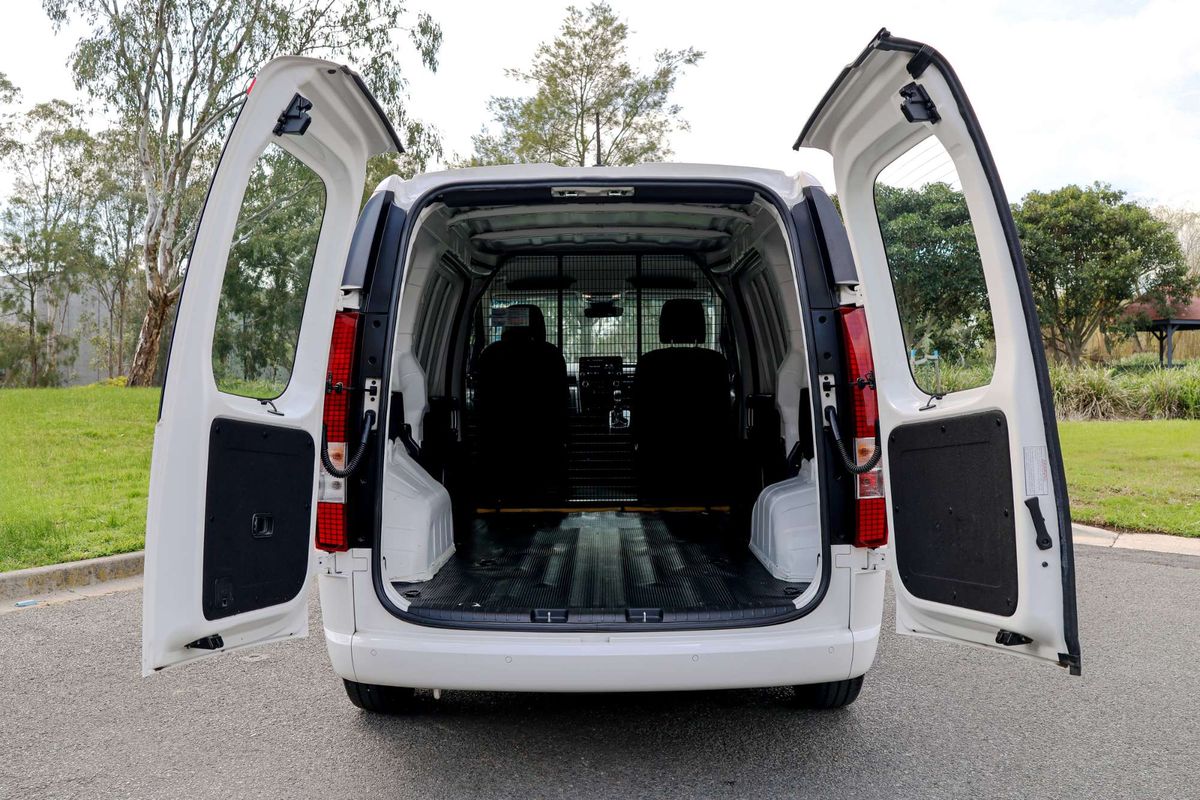 2023 Hyundai STARIA LOAD US4.V2 image 9