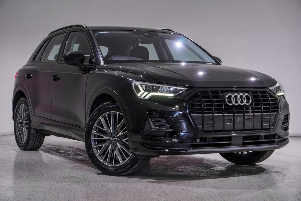 2022 Audi Q3 35 TFSI F3