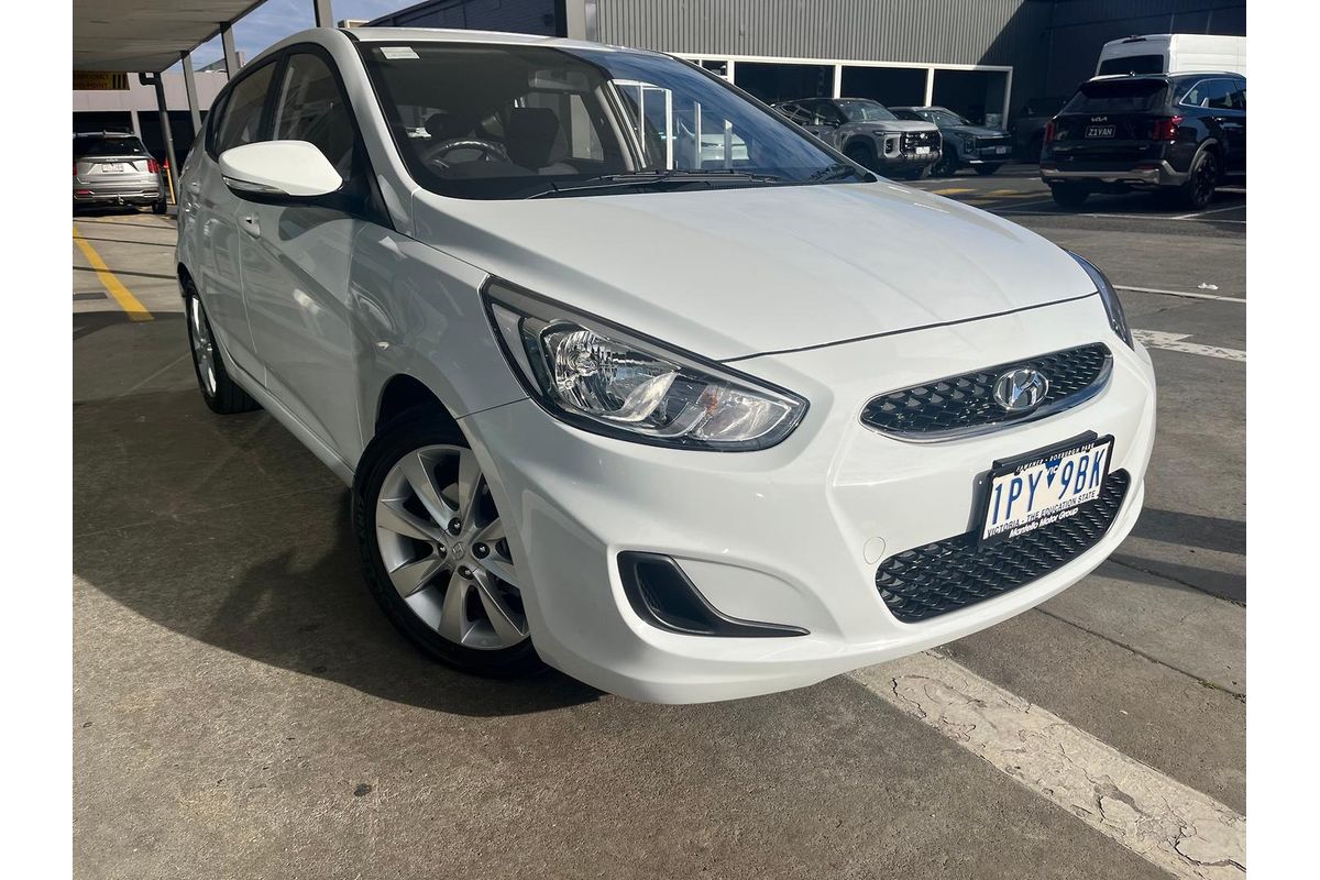 2019 Hyundai Accent Sport RB6