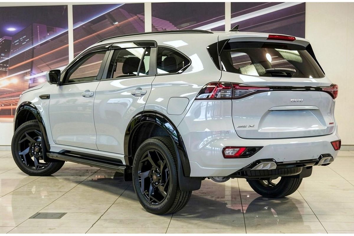 2026 Isuzu MU-X X-TERRAIN
