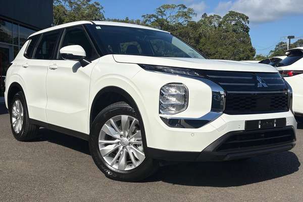 2026 Mitsubishi Outlander ES ZM