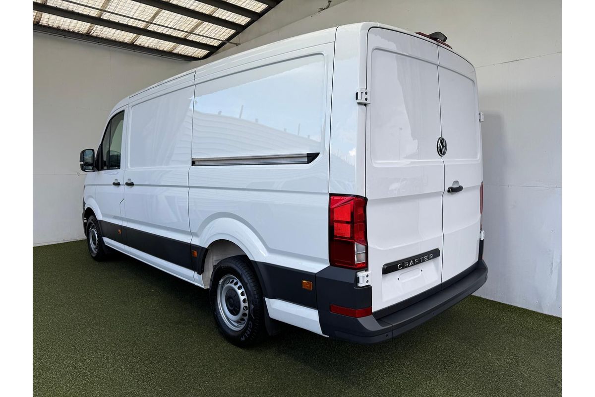 2026 Volkswagen Crafter 35 TDI360 Runner SY1 MWB image 14