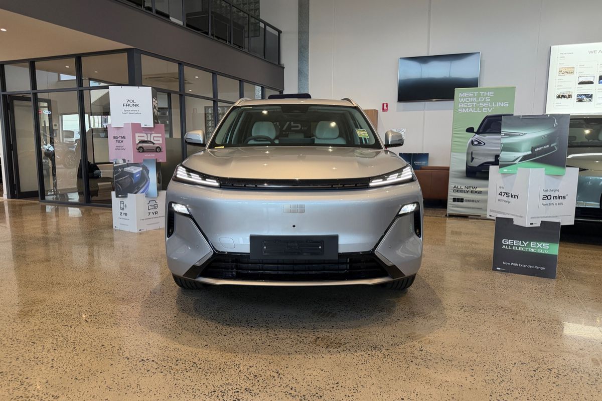 2026 Geely Starray EM-i Inspire Extended Range P145