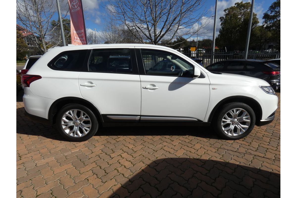 2021 Mitsubishi Outlander ES ZL