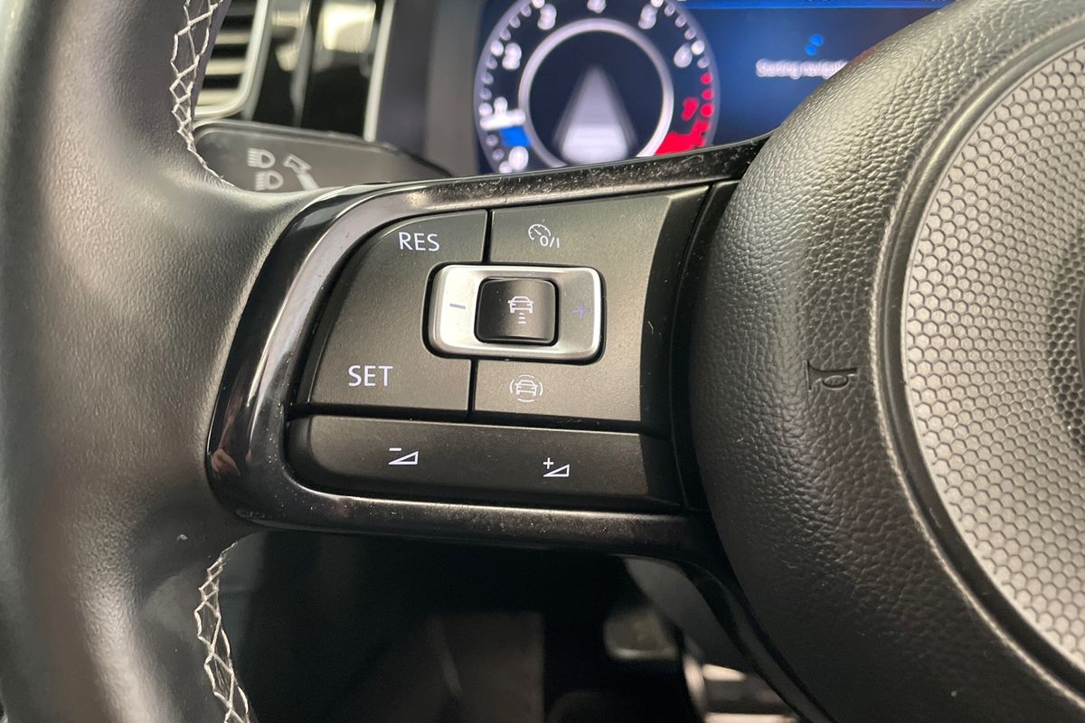 2020 Volkswagen Golf R 7.5