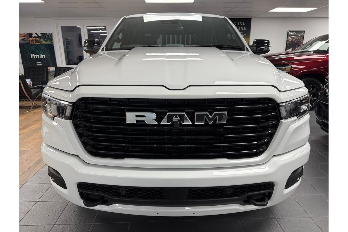 2025 RAM 1500 Laramie Sport Hurricane SO RamBox DT 4X4 SWB